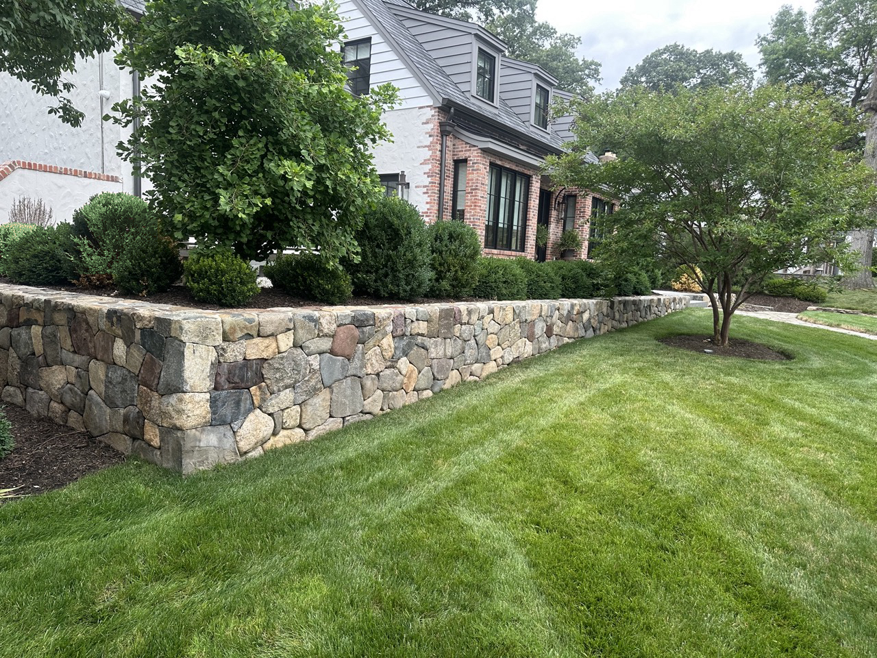 Retaining & Seating Walls